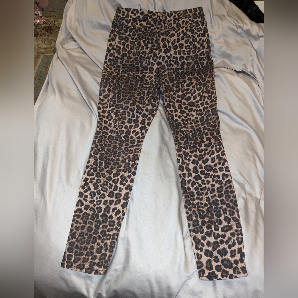 Good American Cheetah Straight Skinny Jeans